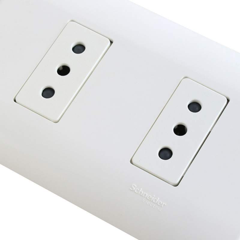 Cotiza Enchufes en guzman.cl