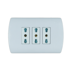 Compra o cotiza HEMBRA EMBUTIDA ARIS PRO BLANCO TRIPLE 10/16A PRECABLEADA